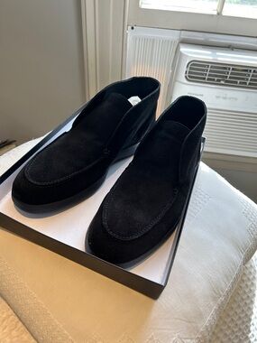 Men's Black Suede Chukka Boots